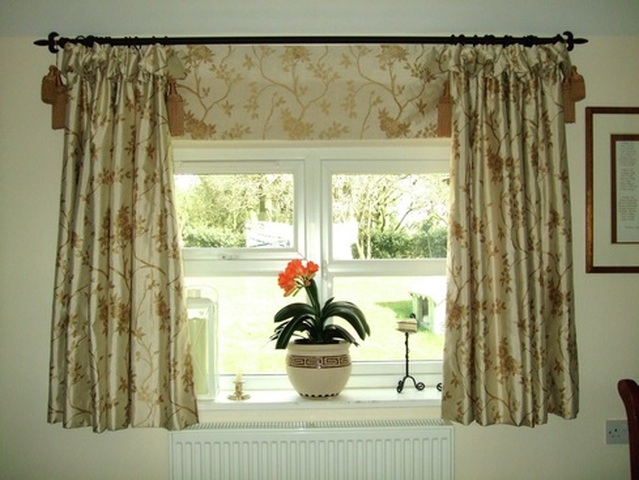 Silk interlined curtains